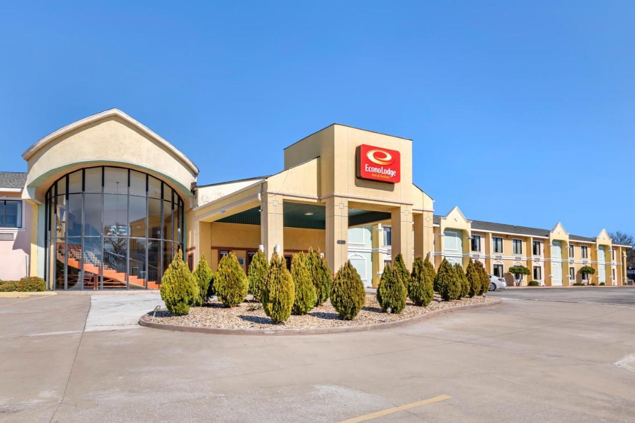 Rose City Inn & Suites Тайлер Экстерьер фото